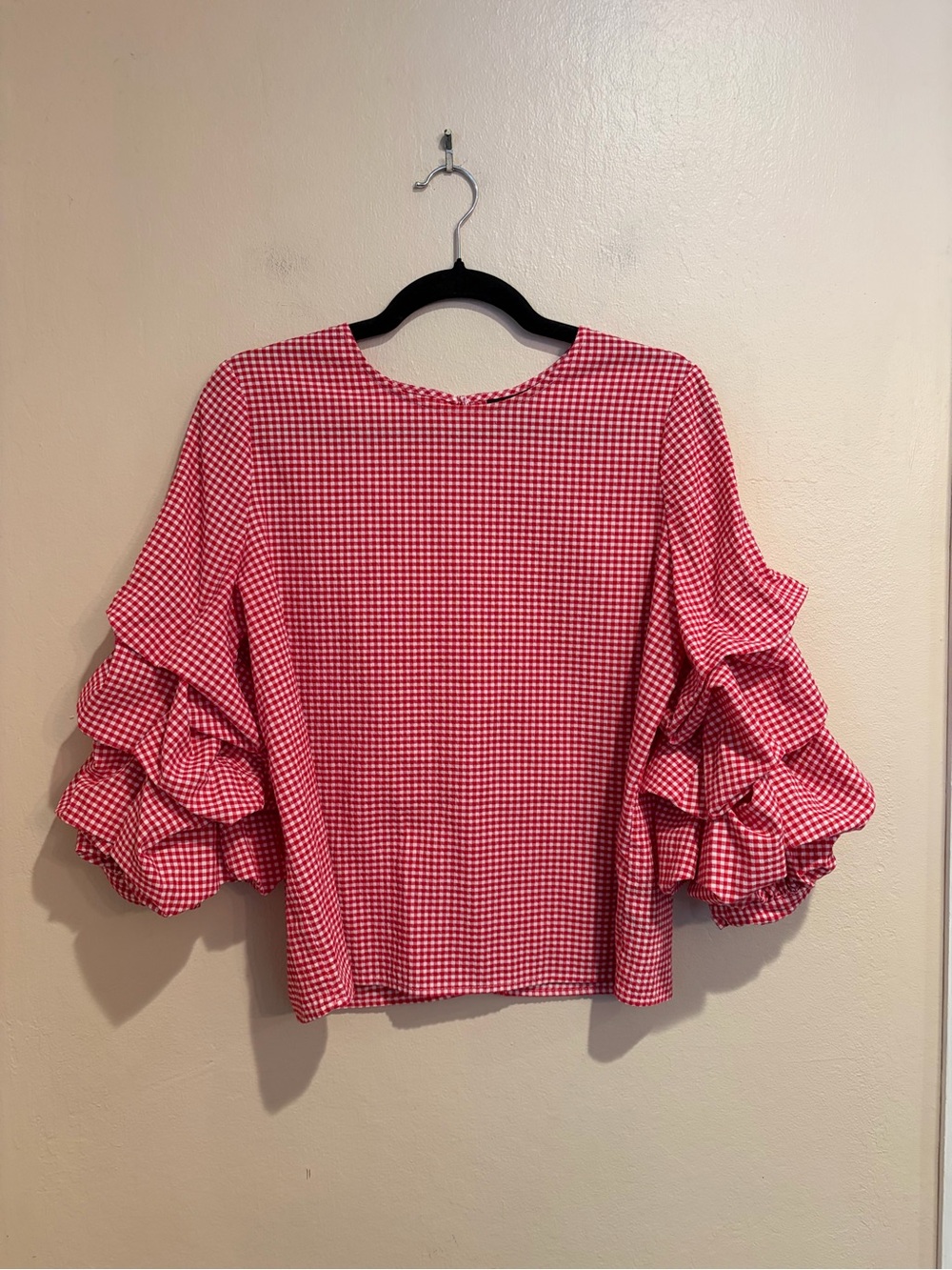 Who What Wear Red Gingham Ruffle Sleeve Blouse, Beach Brunch Vibes, size M